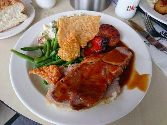 Twin Towns Services Club